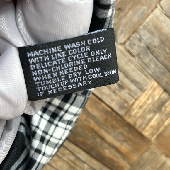 Helix Women’s Snowboard Plaid Jacket Small - Picture 10 of 16